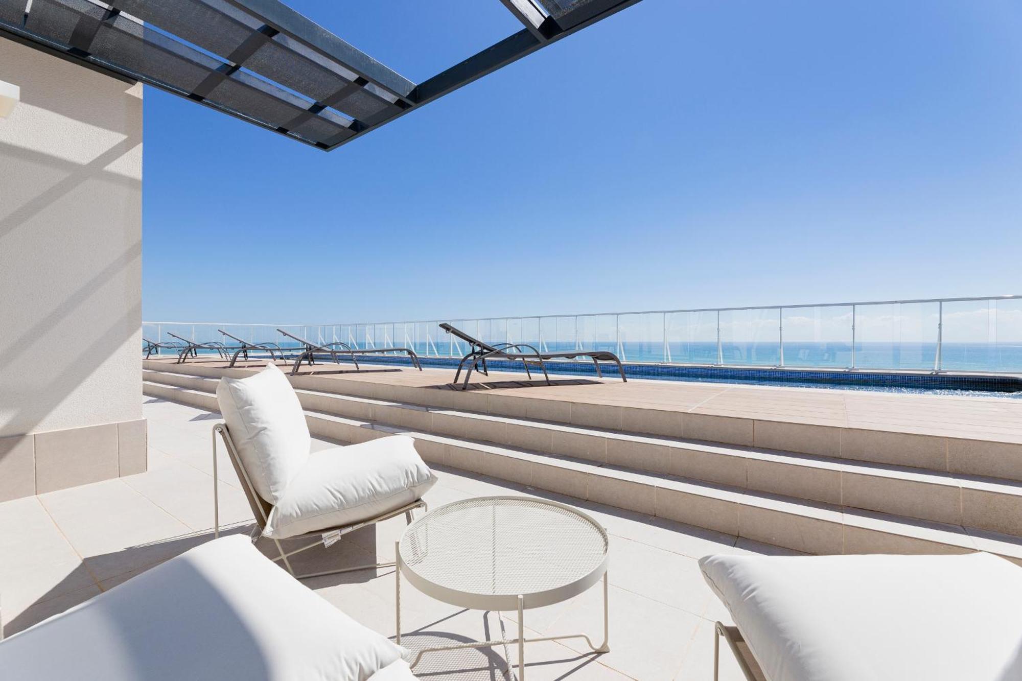 Apartamentos Canet Al Mar. Канет-де-Беренгер Экстерьер фото