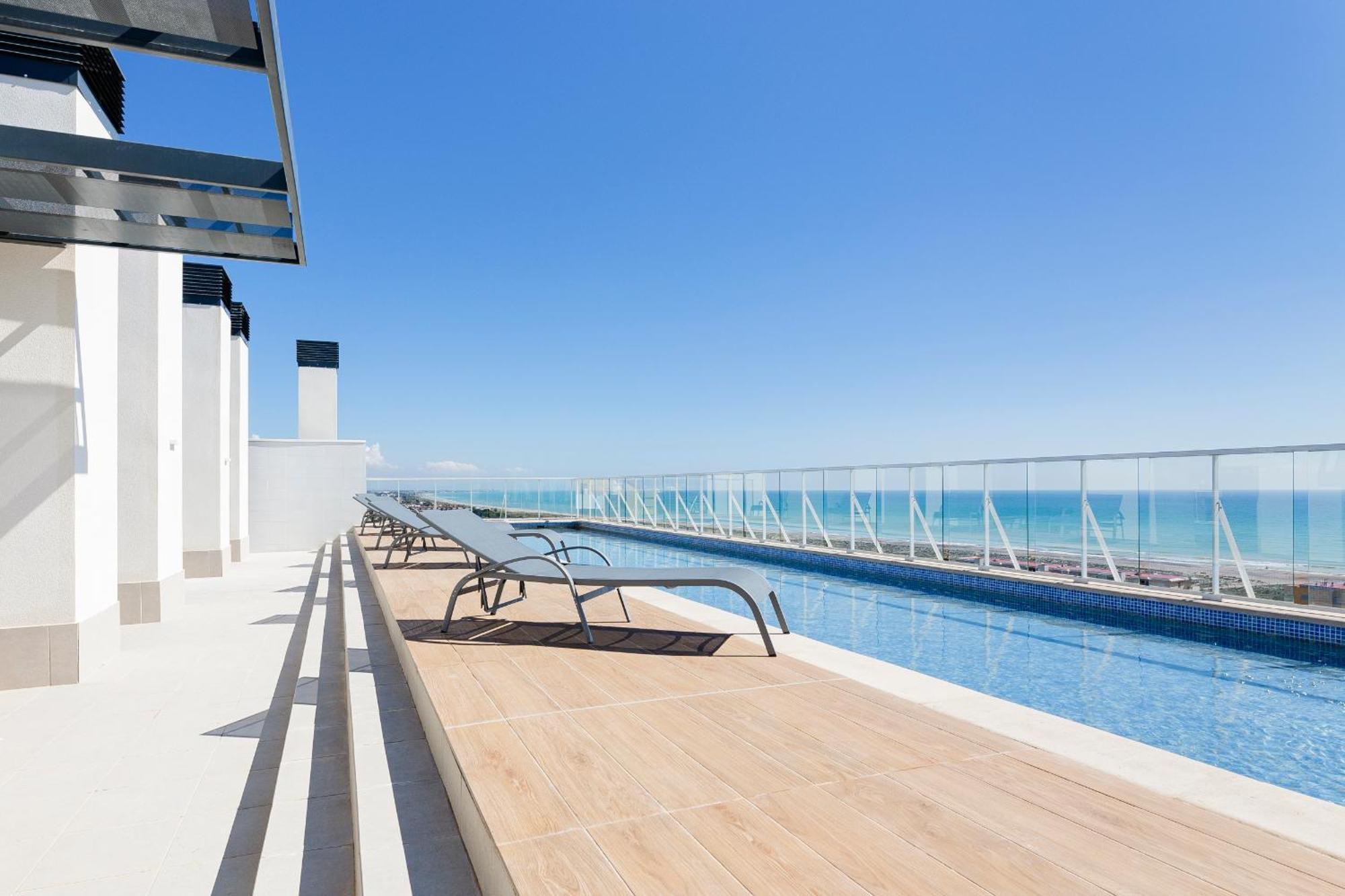 Apartamentos Canet Al Mar. Канет-де-Беренгер Экстерьер фото